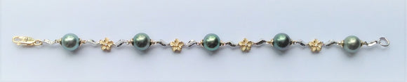 Tahitian Pearl and Plumeria Flower Bracelet